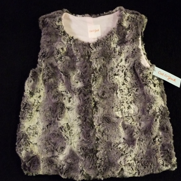 Girls Perfect Fluffy Vest - Picture 1 of 8